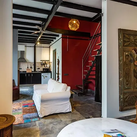 Dreamy Duplex Flat With Terrace Near Galata Tower