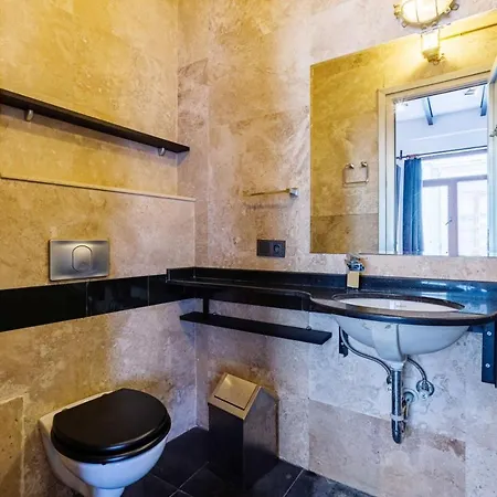 Apartment Dreamy Duplex Flat With Terrace Near Galata Tower Istanbul